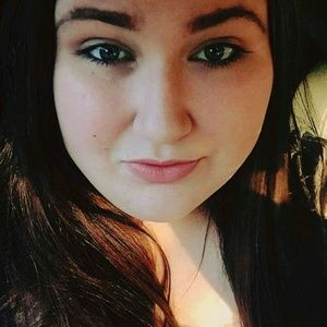 Meet your Posher, Trudee